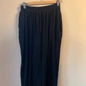 black knit size small Wide leg pants